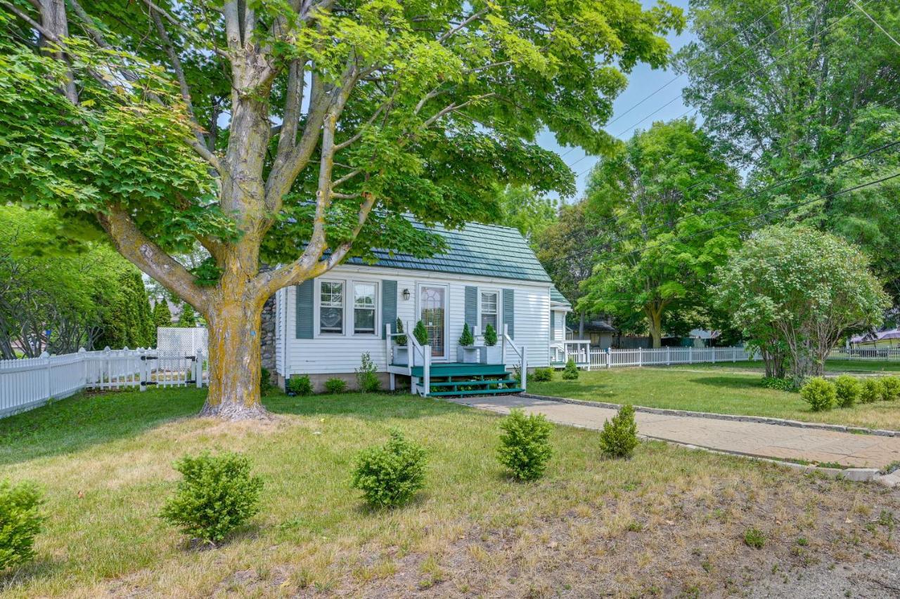 Boyne City Cottage Walk To Downtown And Lake! ภายนอก รูปภาพ